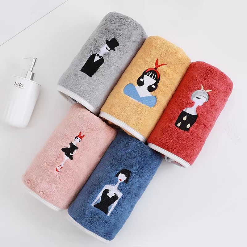 Yiwu quality QINGCHEN fashionable couple wedding gifts, beautiful fairy tale instant absorbent towels, bath towels and set towels Specification image