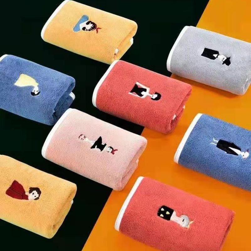 Yiwu quality QINGCHEN fashionable couple wedding gifts, beautiful fairy tale instant absorbent towels, bath towels and set towels Item Picture