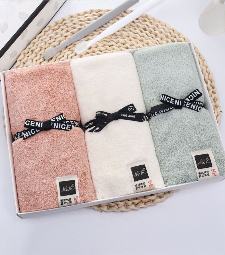 The 4-piece set of Diko Super Absorbent Soft towels and square towels was sold out at a loss