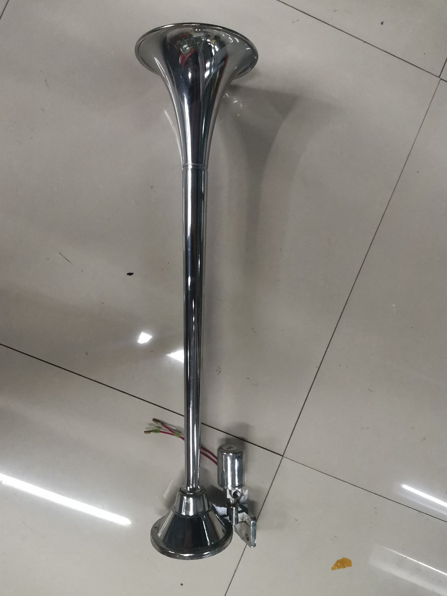 Electropneumatic Horn For All Models details Picture