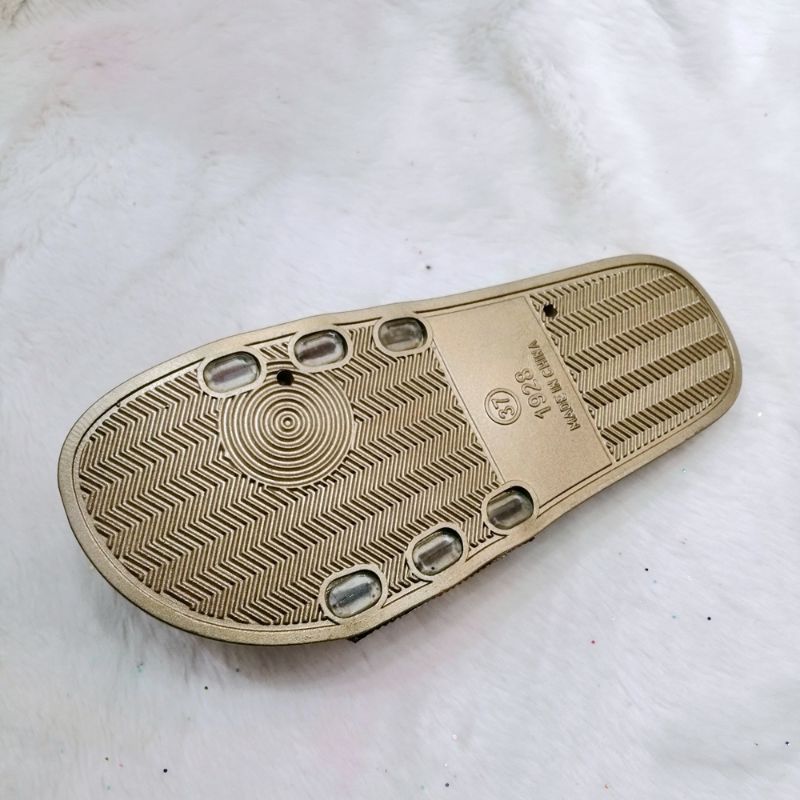 Small Colored Diamonds And A Trade Flat Soft Bottom Comfortable Breathable Summer Must-Have Flip-Flops For Women Specification drawing
