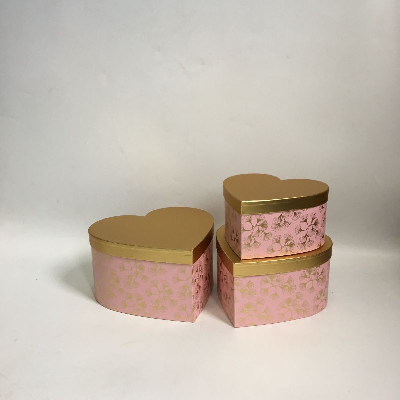 Vina Gold-embossed Ginkgo leaf golden patchwork heart-shaped gift Box, flower box, three-piece set, flower gift box, souvenir packaging box w5131 details Picture