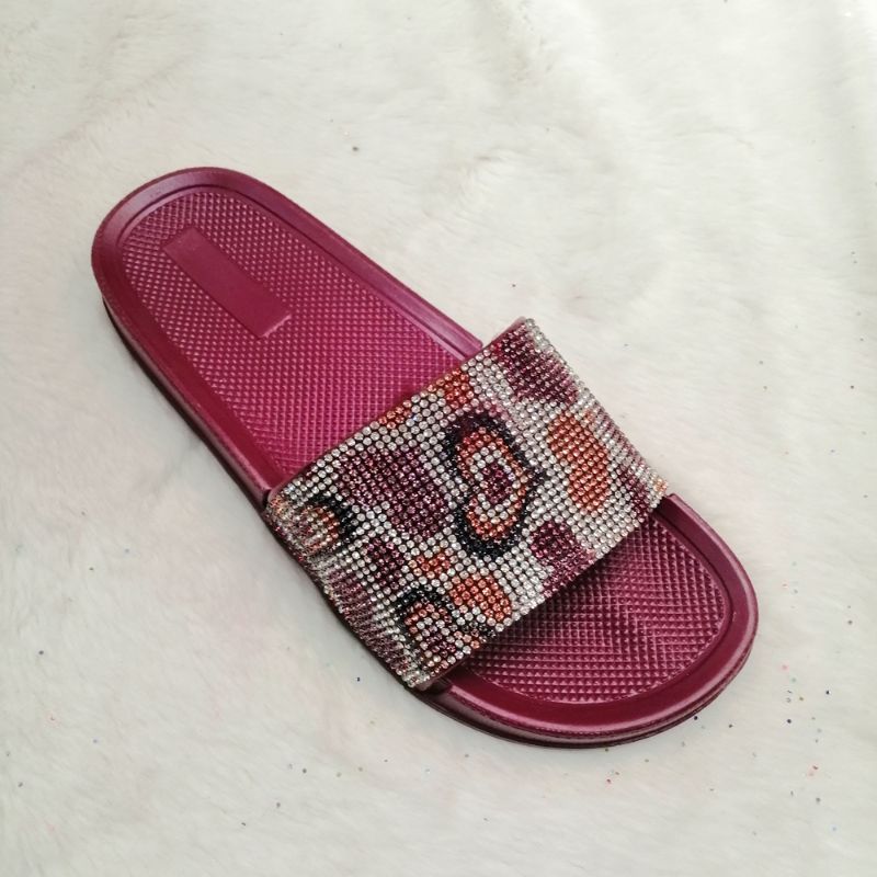 Love Diamond Flat Soft Bottom Comfortable Breathable Summer And A Trade Essential Sandals Durable details Picture