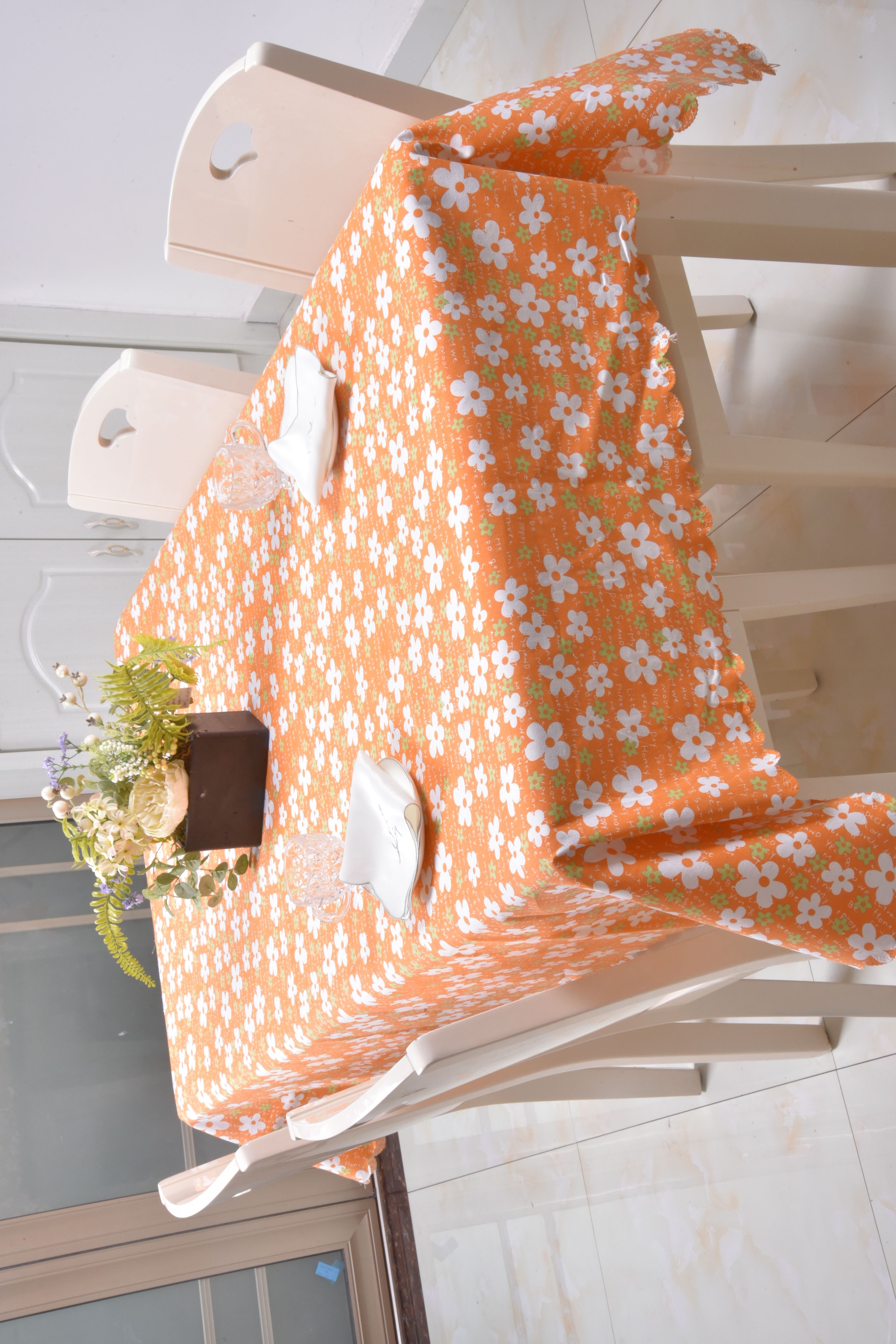 经典款130x180cm桌布