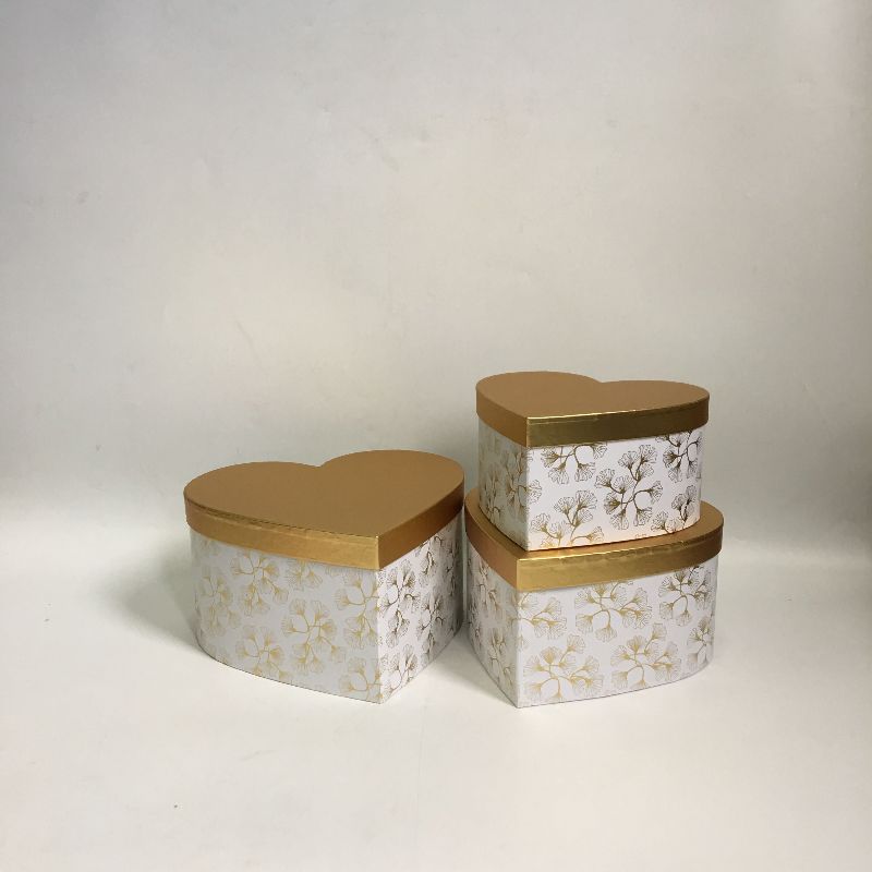 Vina Gold-embossed Ginkgo leaf golden patchwork heart-shaped gift Box, flower box, three-piece set, flower gift box, souvenir packaging box w5131 Specification image