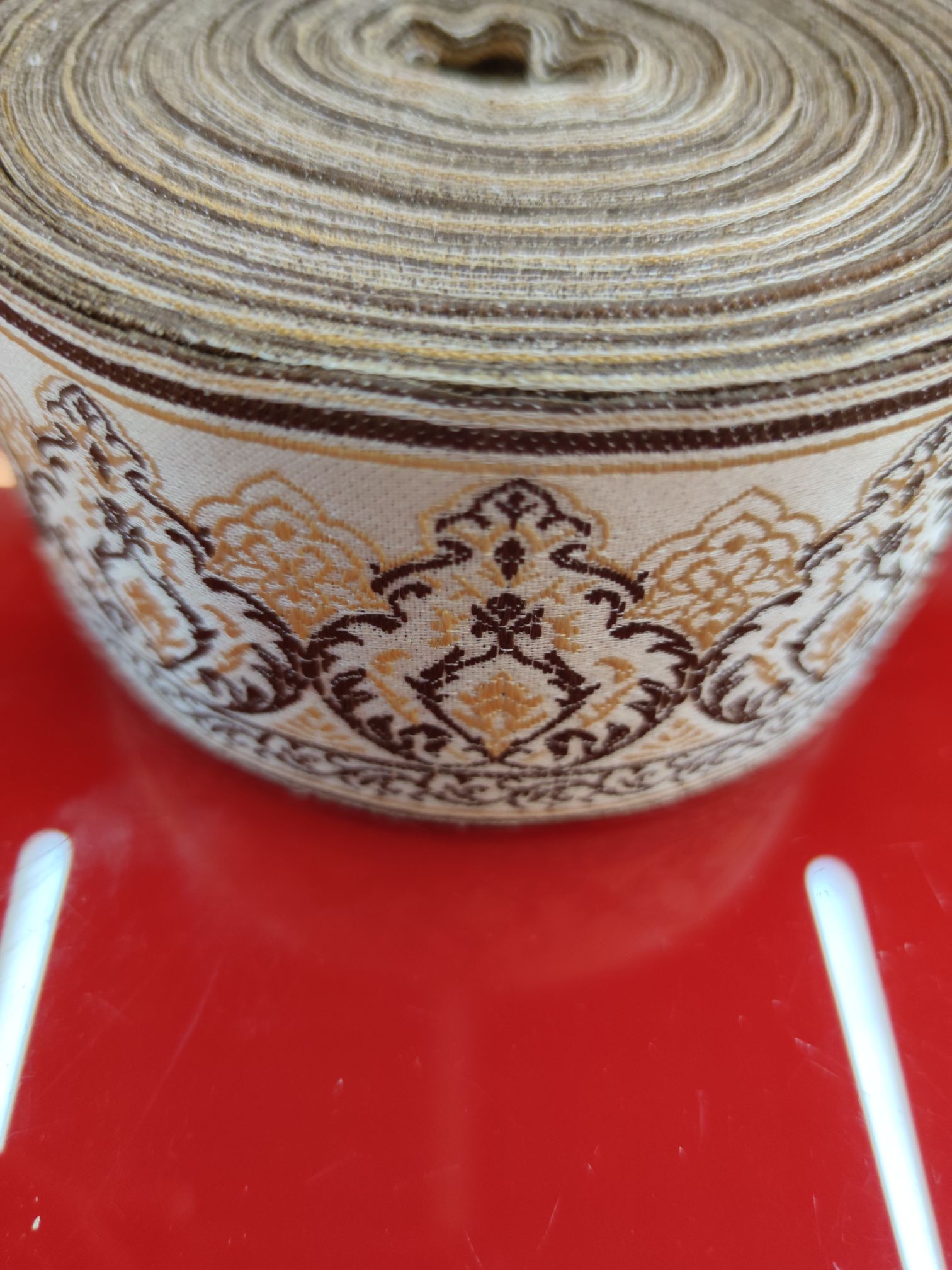 Manufacturers Direct Wholesale Retail Non-Woven Embroidery High-Grade Lace Yiwu Good Goods details Picture