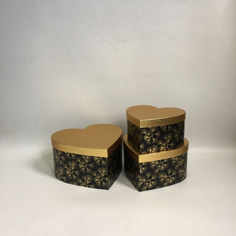 Vina Gold-embossed Ginkgo leaf golden patchwork heart-shaped gift Box, flower box, three-piece set, flower gift box, souvenir packaging box w5131