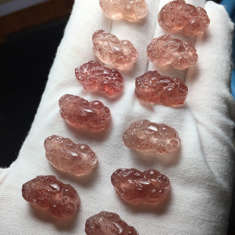 Bright crystal jewelry, red strawberry bracelet, PI Xiu horizontal hole