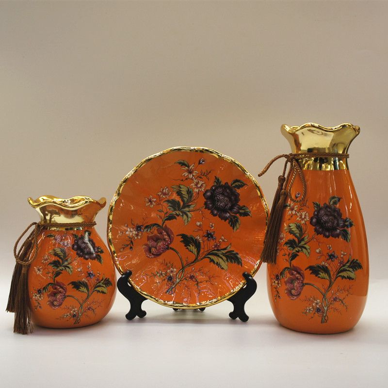 New European-style ceramic vase Three-piece luxury Home living Room decoration Wedding gift flower arranger Decoration Golden Castle vase details Picture