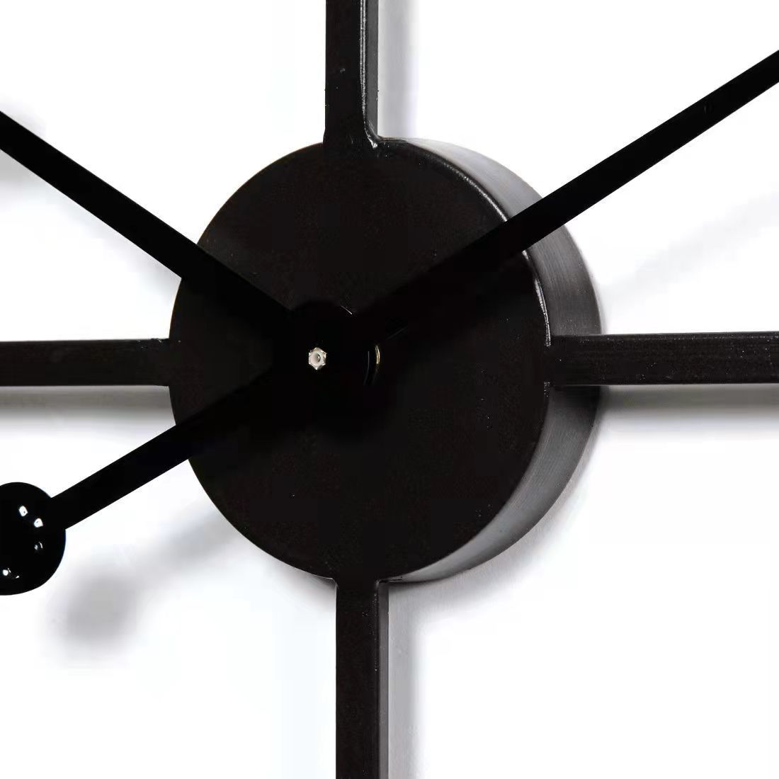 欧式挂钟北欧现代简约客厅钟表美式家用个性时尚铁艺静音创意时钟详情8