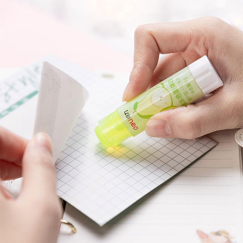 Deli 9626 jelly-colored solid adhesive Application Scenario