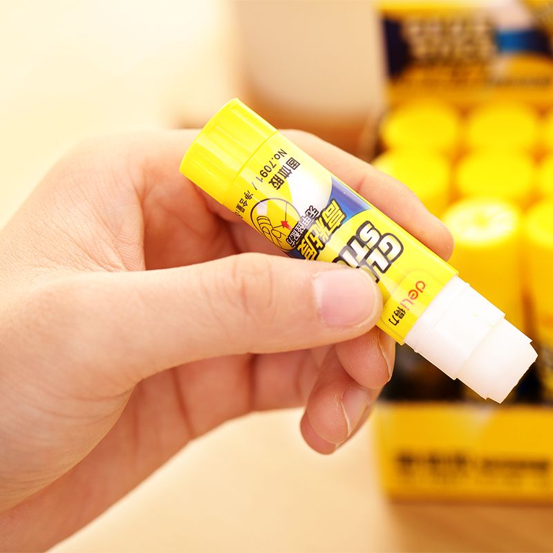Deli 7091 solid adhesive Application Scenario