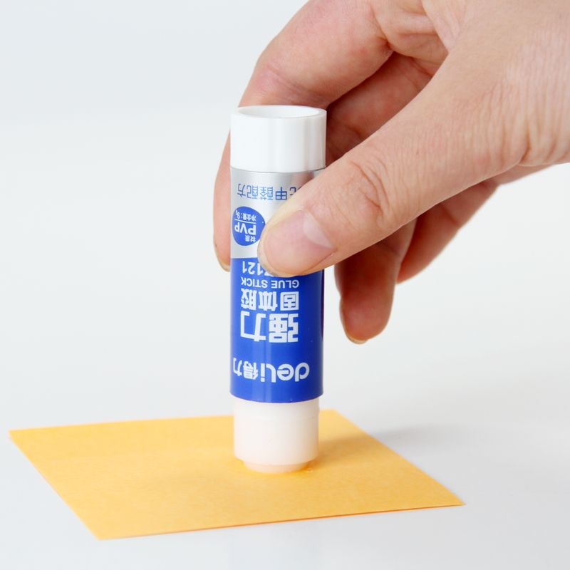 Deli 7121 Solid adhesive Application Scenario