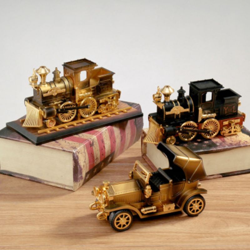 Retro nostalgia coches antiguos locomotora caja de música decoración creativa piezas de repuesto día de los niños juguetes para niños regalos de cumpleaños details Picture
