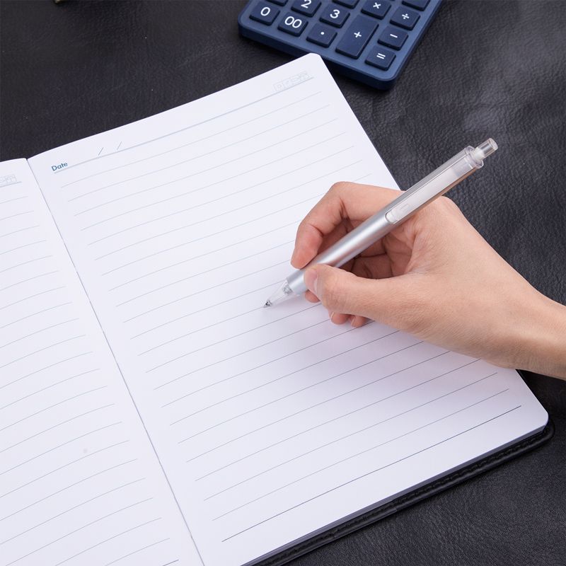 Deli 7900 leather notebook Application Scenario