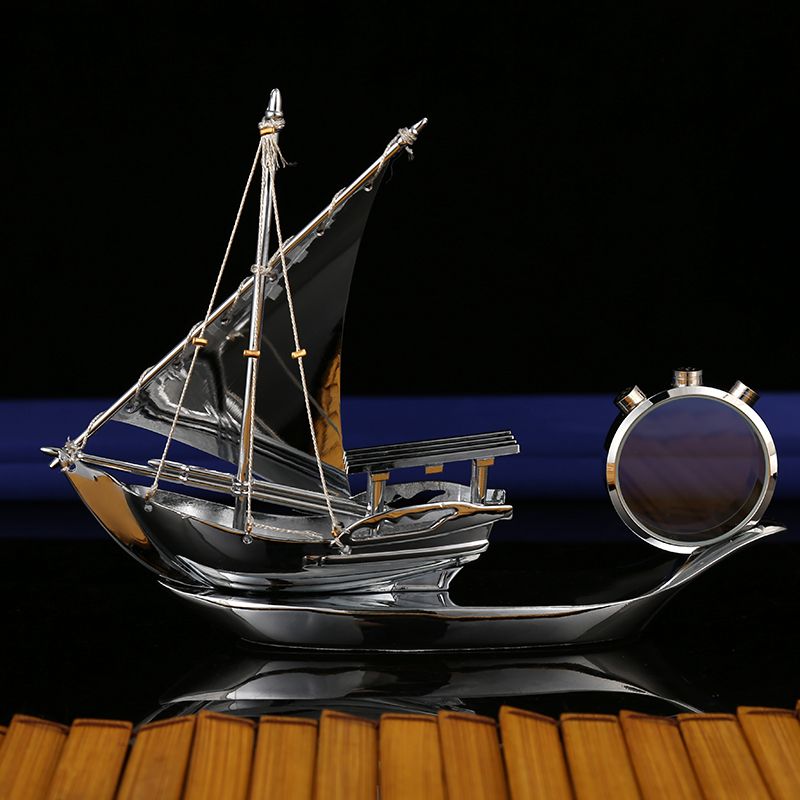 Wholesale of car metal ornaments, Smooth Sailing alloy perfume ship ornaments, car gold and silver ornaments details Picture
