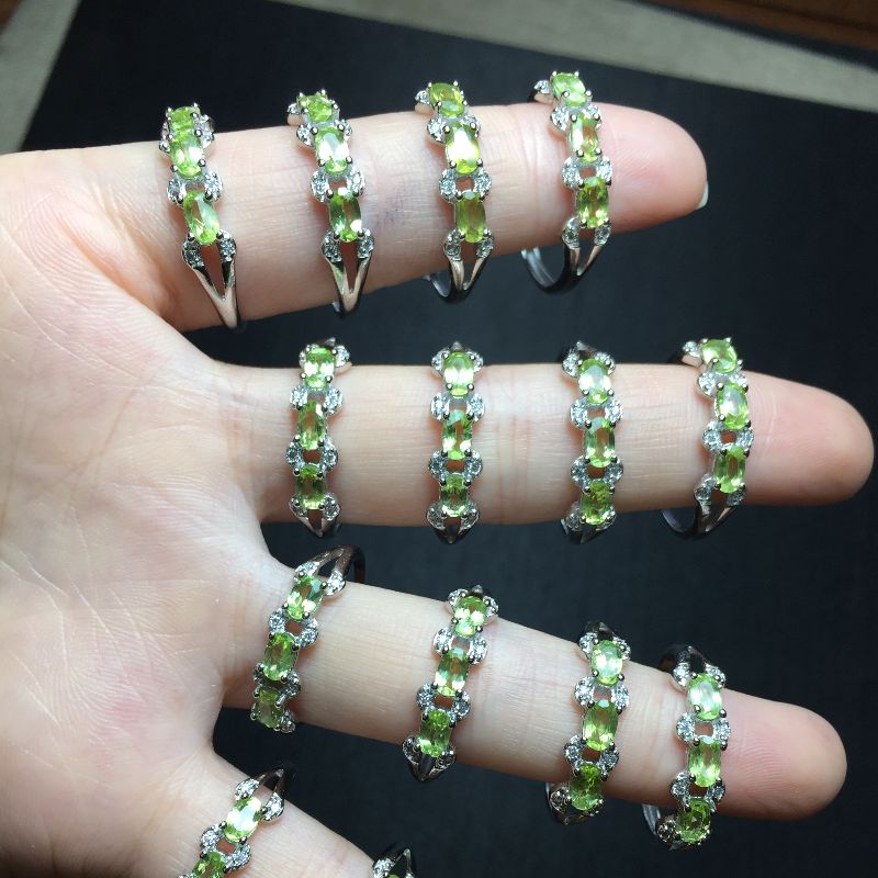 Bright crystal jewelry, natural sea grape stone copper set open ring details Picture