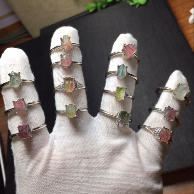 The bright crystal jewelry natural tourmaline rough stone copper set open ring is so beautiful Item Picture