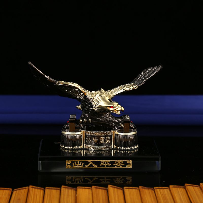 Wholesale of alloy alloy winged eagle car ornaments for safe entry and exit and great achievements details Picture