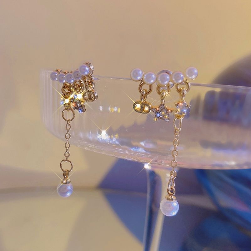 Korean crescent-shaped pearl tassel earrings, exquisite diamond five-pointed star earrings, women's light luxury and high-end feel Specification image