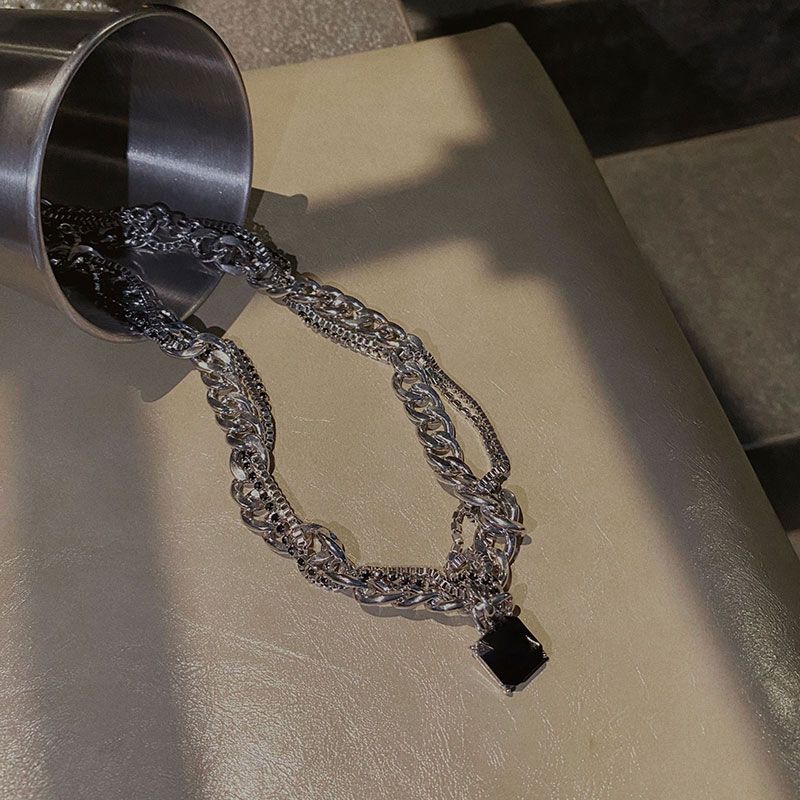 Light luxury sparkling diamond necklace, women's autumn Instagram trendy hip-hop multi-layer chain layering, no color fading collarbone chain, hot girl accessory Specification image