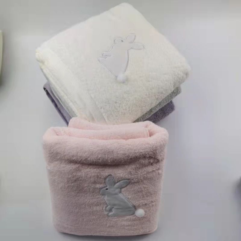 Shenduo White Rabbit Bath Towel is soft, skin-friendly, made of all-cotton and highly absorbent Specification image