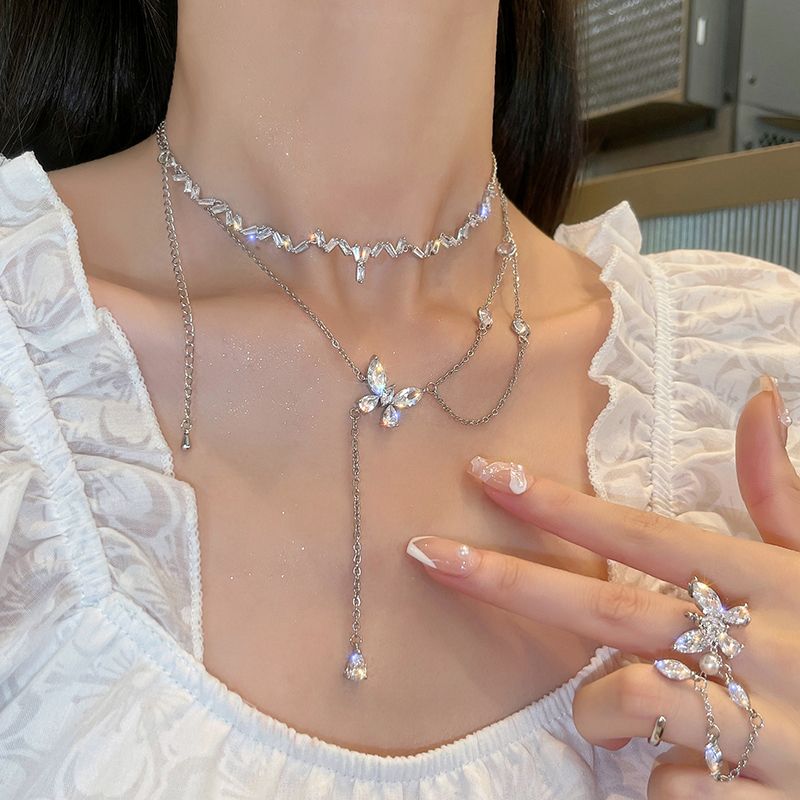 Princess's accessory collar ~ A niche design sense of light luxury, butterfly sparkling diamond water drop necklace necklace, pearl accessory for women details Picture