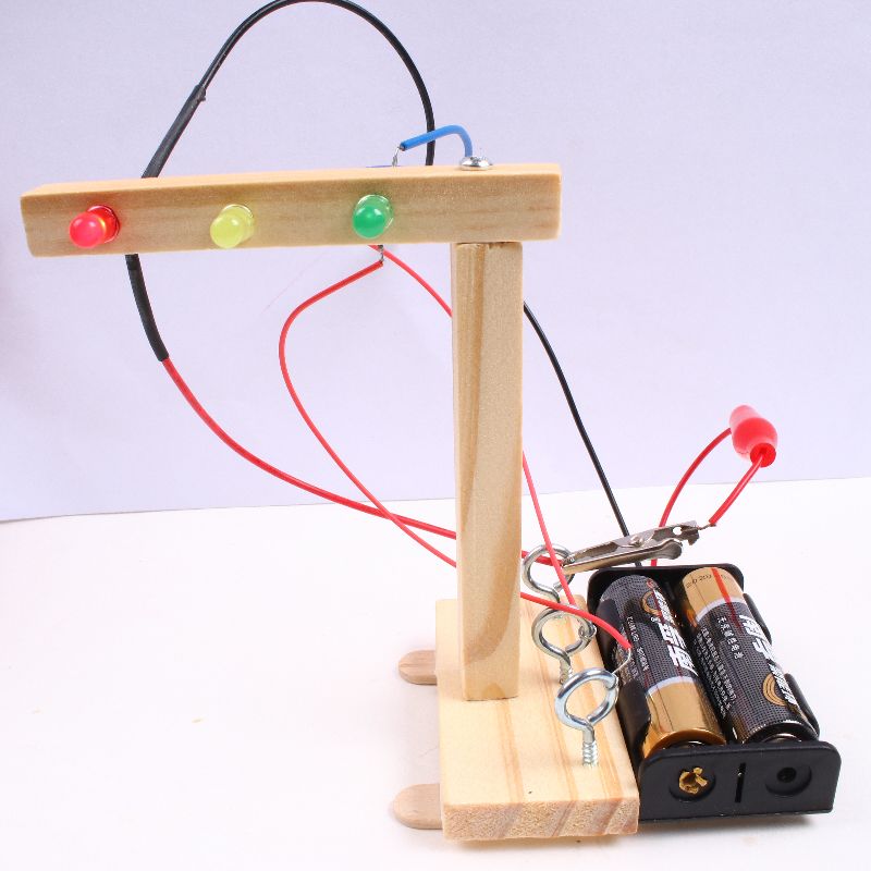 条孔板三色红绿灯 自制手工拆卸电动物理类教具diy科技小制作玩具