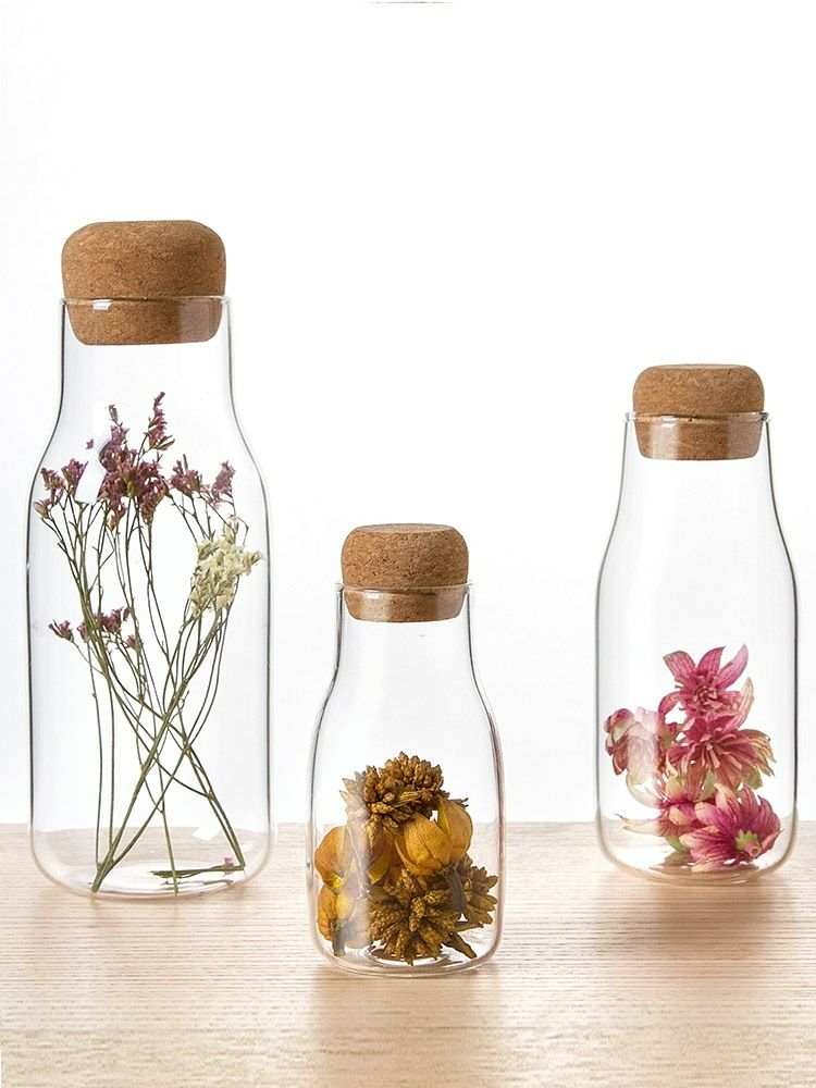 Japanese-style glass storage jars, tea cans, sealed wooden stoppers, glass flower tea cans, coffee bean and dried fruit storage jars, sealed cans Application Scenario