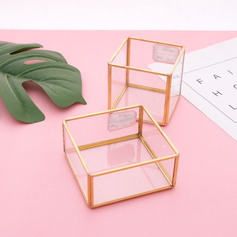 Clear glass lipstick storage box Glass cosmetics storage box Desktop storage rack lipstick storage and organizing box