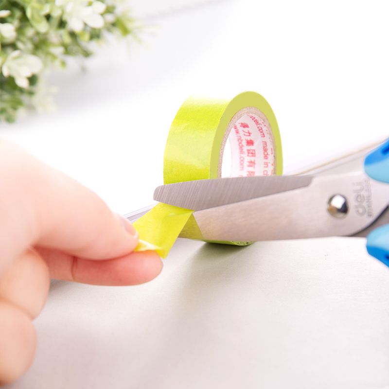 Deli 6068 student scissors Application Scenario