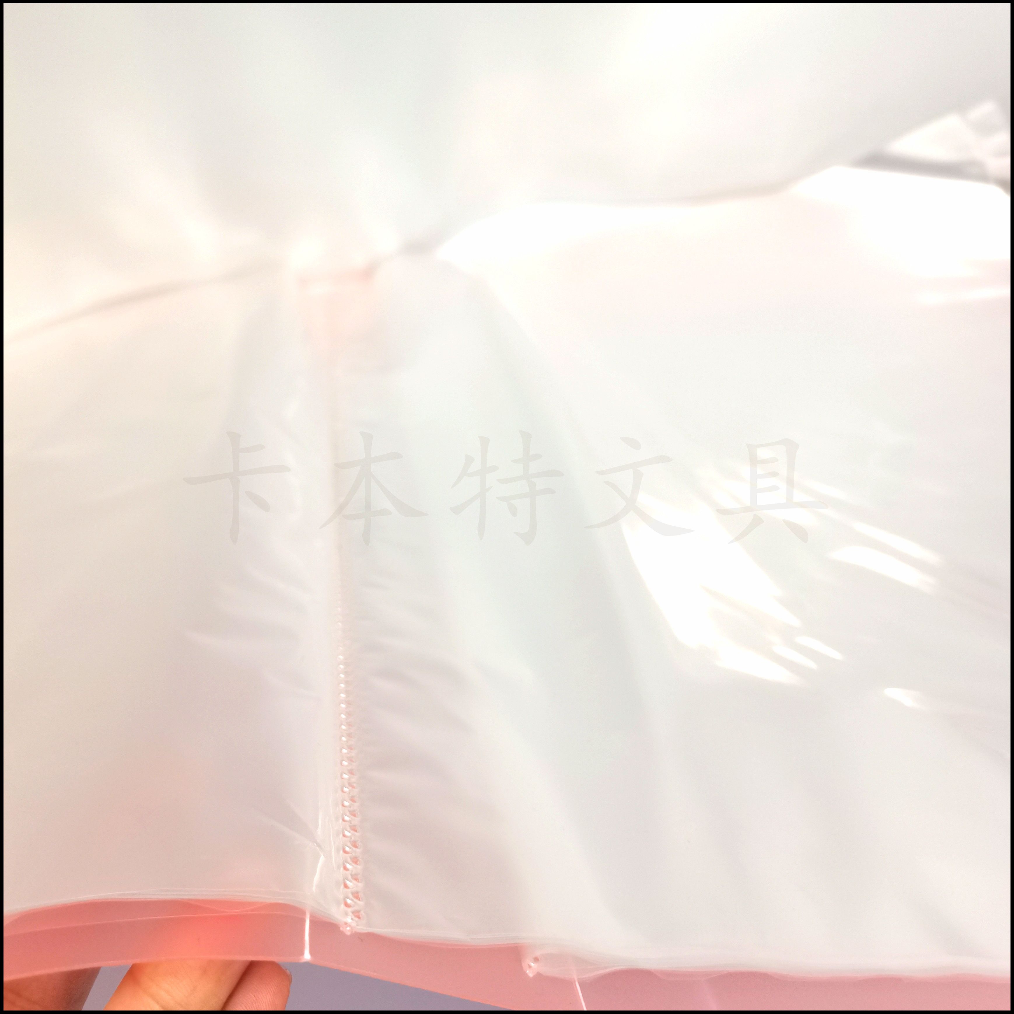 A2 Portable multi-functional picture album holder, poster collection album, 4k data album, folder, engineering paper, art work holder, picture album Application Scenario