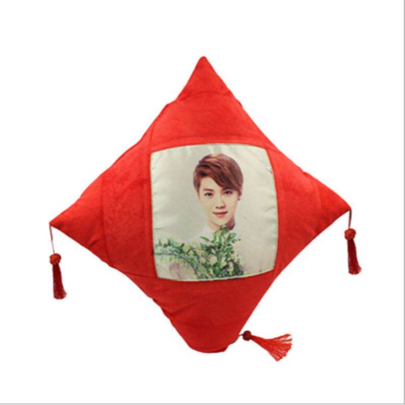 抱枕白底实物图