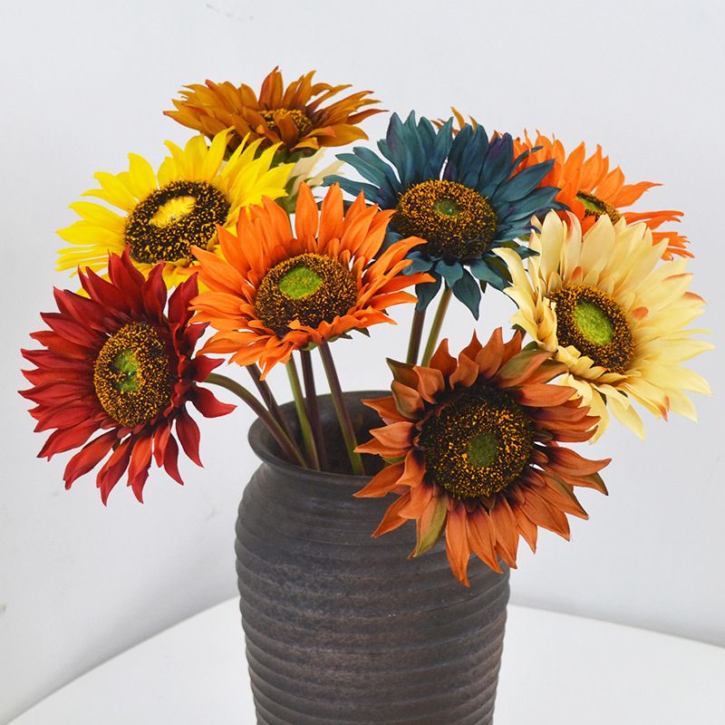 The manufacturer sells single sunflowers, simulated salbutyllis, home decoration, photography props, floral artistry, and sunflowers details Picture