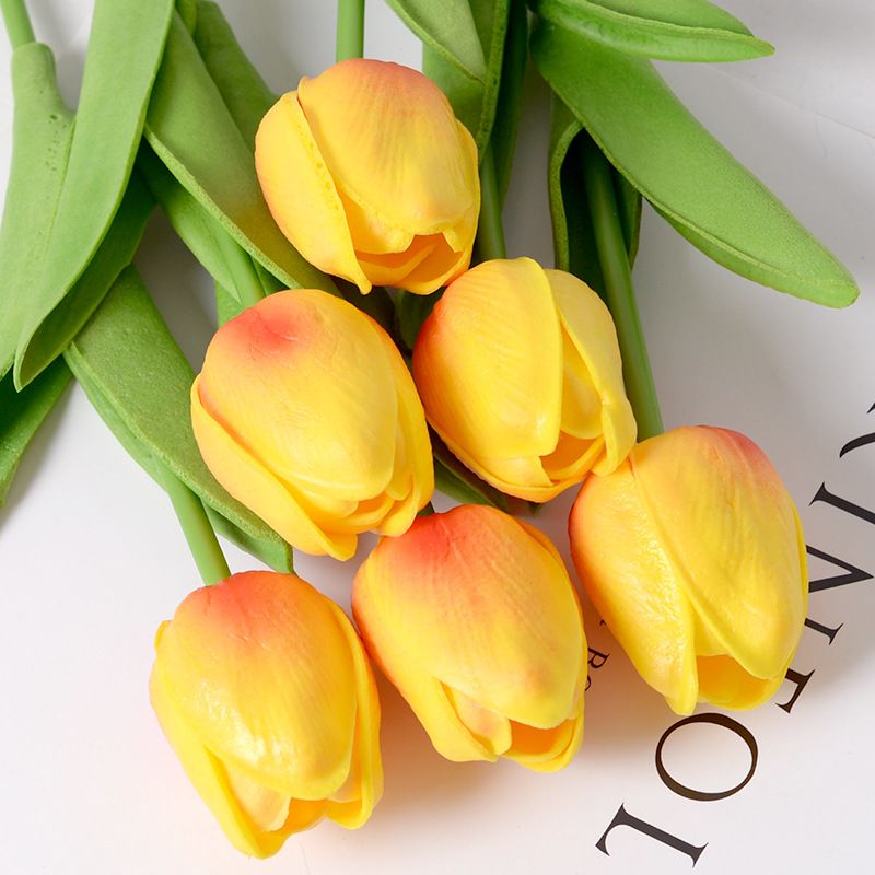 Mini PU plastic tulip artificial flower manufacturer wholesale cross-border foreign trade silk flower wedding home decoration flower Item Picture