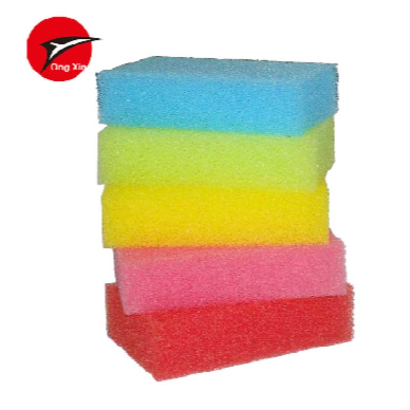 The manufacturer customizes cleaning sponges, loofah-like cleaning sponges, dishwashing sponges and perforated cleaning sponges details Picture