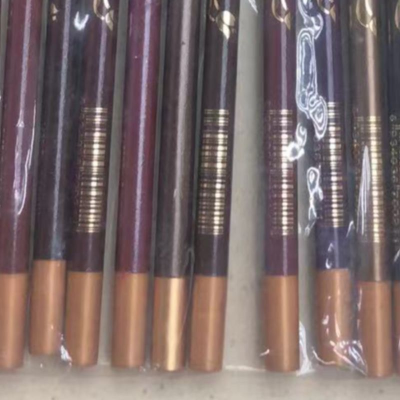 Eyeliner Pencil details Picture