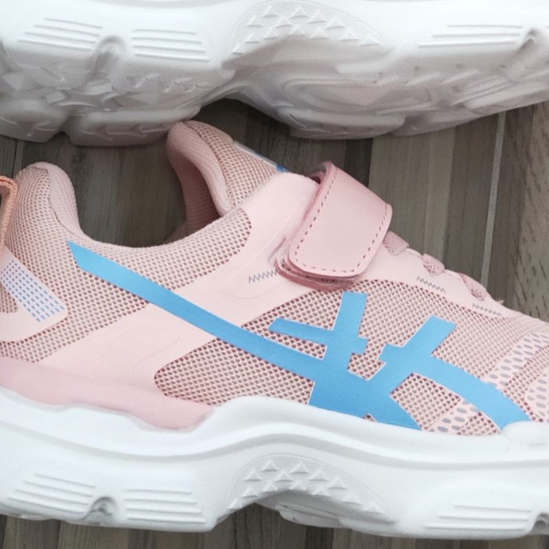 Wholesale All Comfortable Soft Sole Casual Shoes Breathable Shoes New Fashion Shoes Sports Shoes 43816-27 details Picture