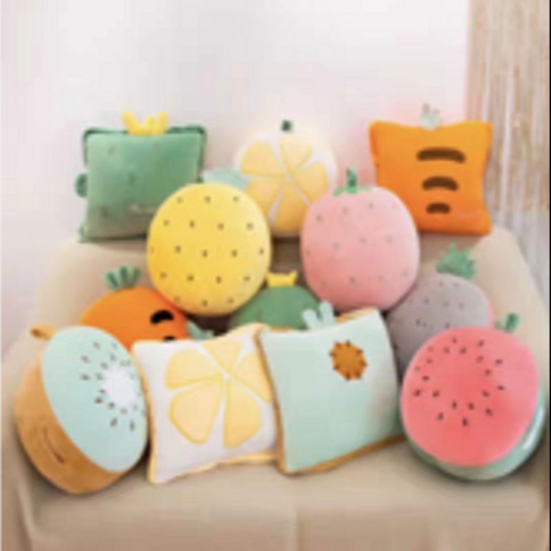 It can be used as both a pillow and a quilt. It can be inserted into the same style of pillow and quilt as Love Apartment. It can also be used as a blanket in one Application Scenario