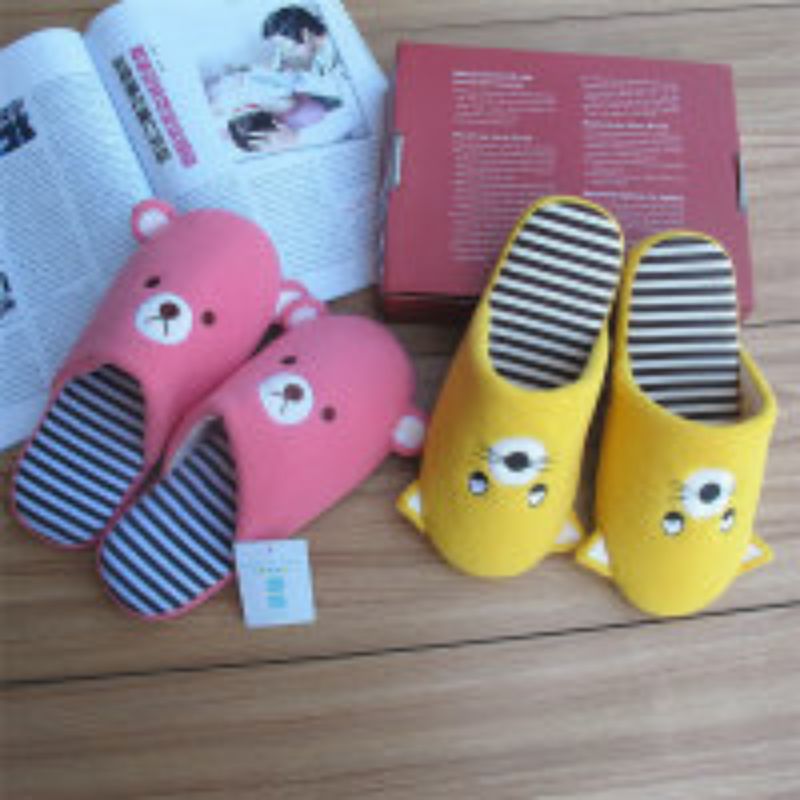 New Cotton Slippers Women Warm Non-Slip Plush Thick Bottom Home Couples Indoor Cotton Mop Wholesale 22061 details Picture