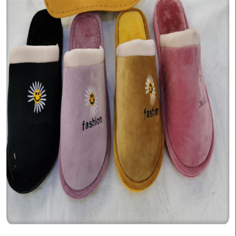 New Slippers Female Winter Thermal Indoor Couples Winter Non-Slip Plush Cotton Slippers Male Wholesale 22076 details Picture