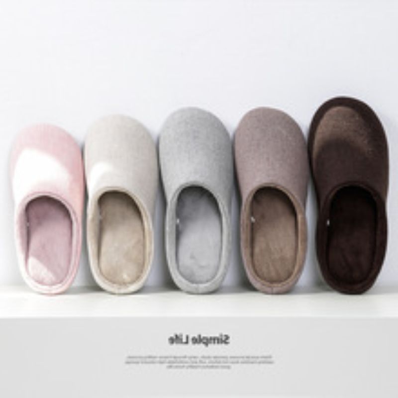 New Slippers Female Winter Thermal Indoor Couples Winter Non-Slip Plush Cotton Slippers Male Wholesale 22064 details Picture