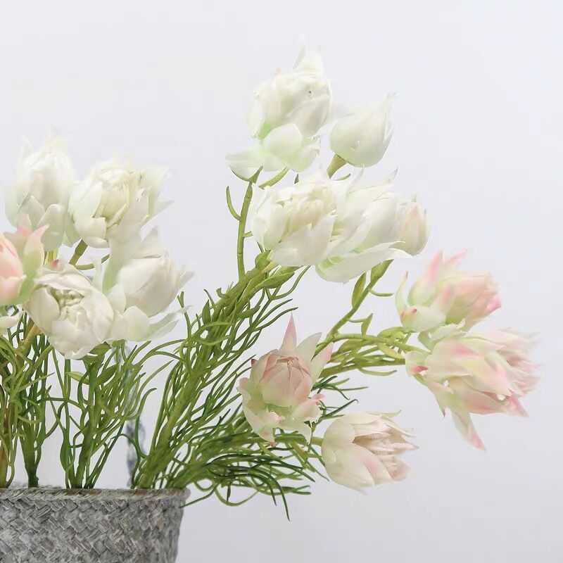 Nordic ins high-quality, fresh and realistic snow lotus home interior living room decoration flower arrangement, silk flower and artificial flower