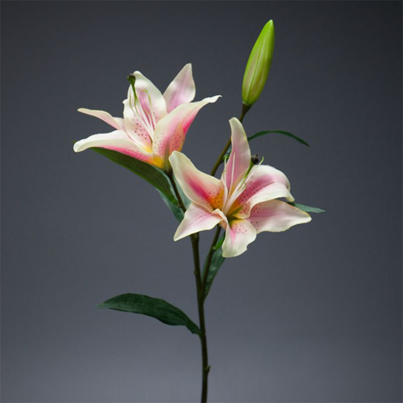 New 3-head mini lily home hotel wedding shooting props, hand-held artificial flowers, fake flowers, silk flowers details Picture