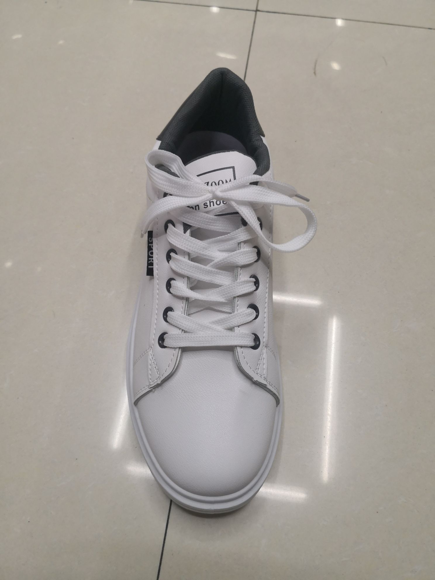 Spring 2022 Men's Small White Shoes, Moisture-Proof details Picture