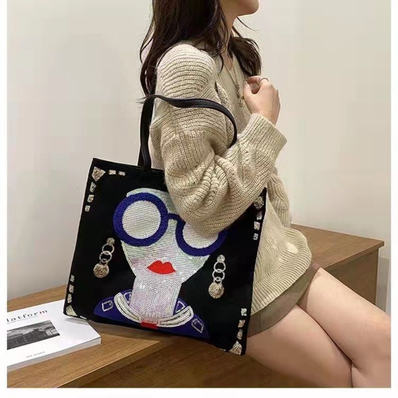 时尚小包产品图