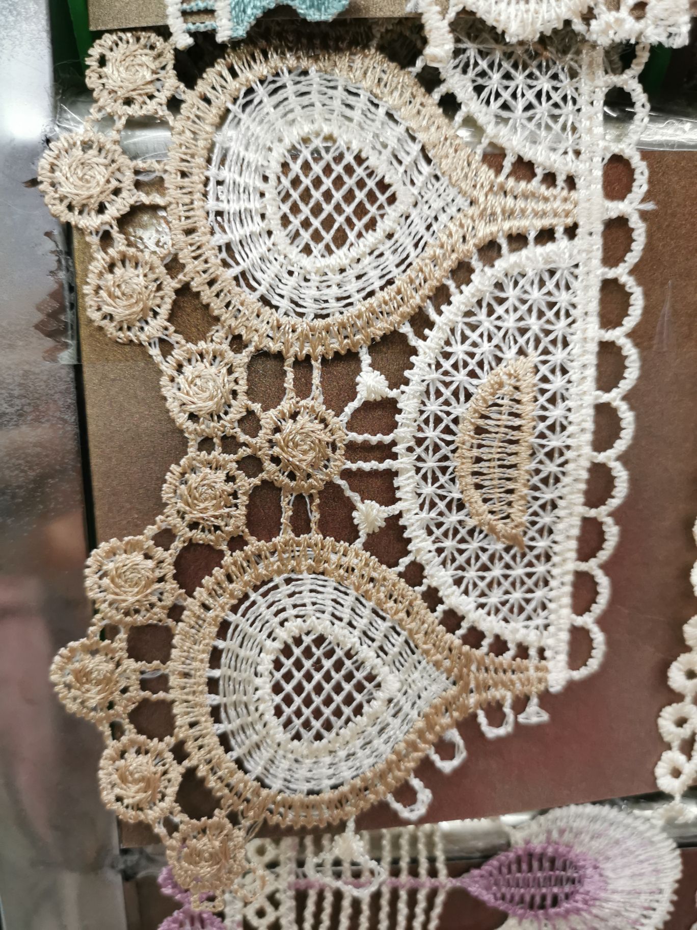 Two-Tone Lace Water-Soluble Embroidery Lace Specification drawing