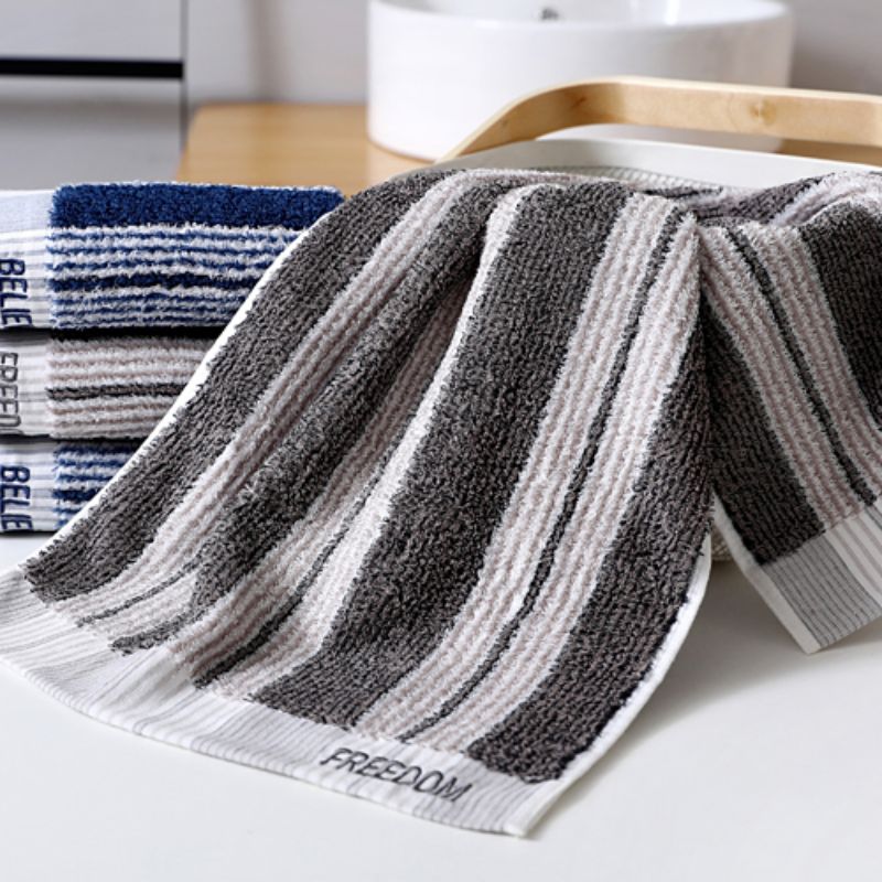 Dark towel details Picture