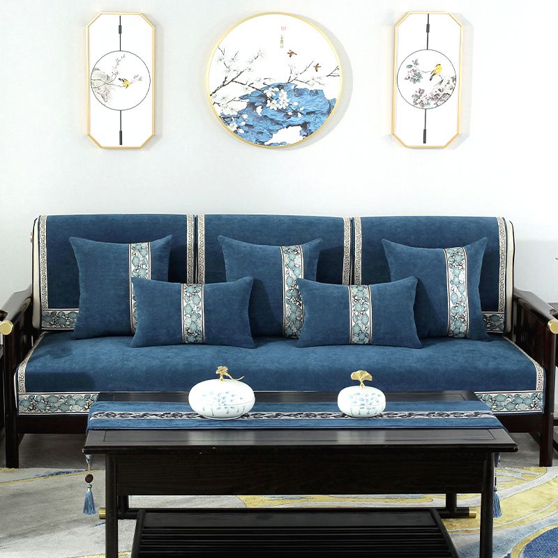 Antique New Chinese Sofa Cushion Application Scenario