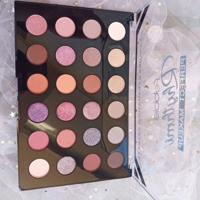 Febble24-color coffee-colored milk tea-colored pearlescent matte eyeshadow, ins super popular eyeshadow palette, new export products for foreign trade Application Scenario
